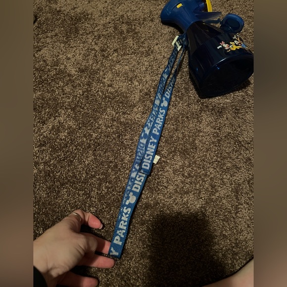 WALT DISNEY WORLD PARKS Misting Water  Spray Fan W/Lanyard “Disney Parks” - Picture 9 of 10